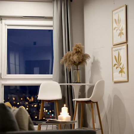 Capital Towers Scenique Apartment Rzeszow Luaran gambar