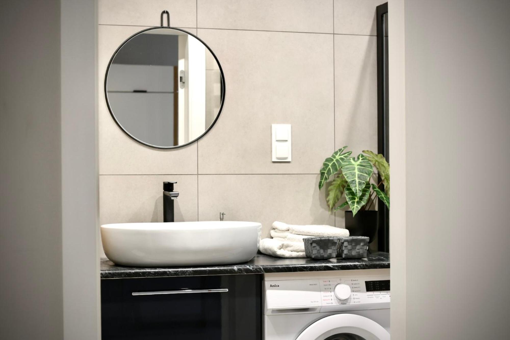Capital Towers Scenique Apartment Rzeszow Luaran gambar