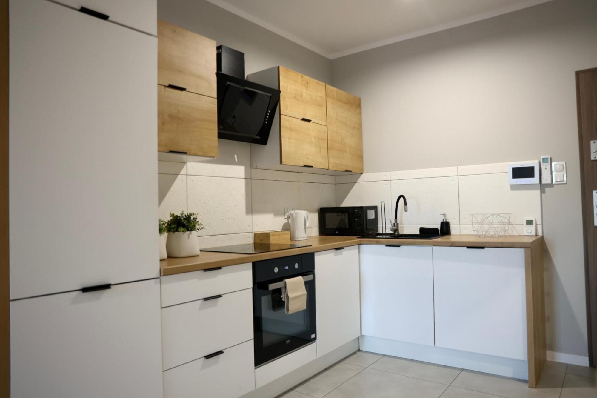 Capital Towers Scenique Apartment Rzeszow Luaran gambar
