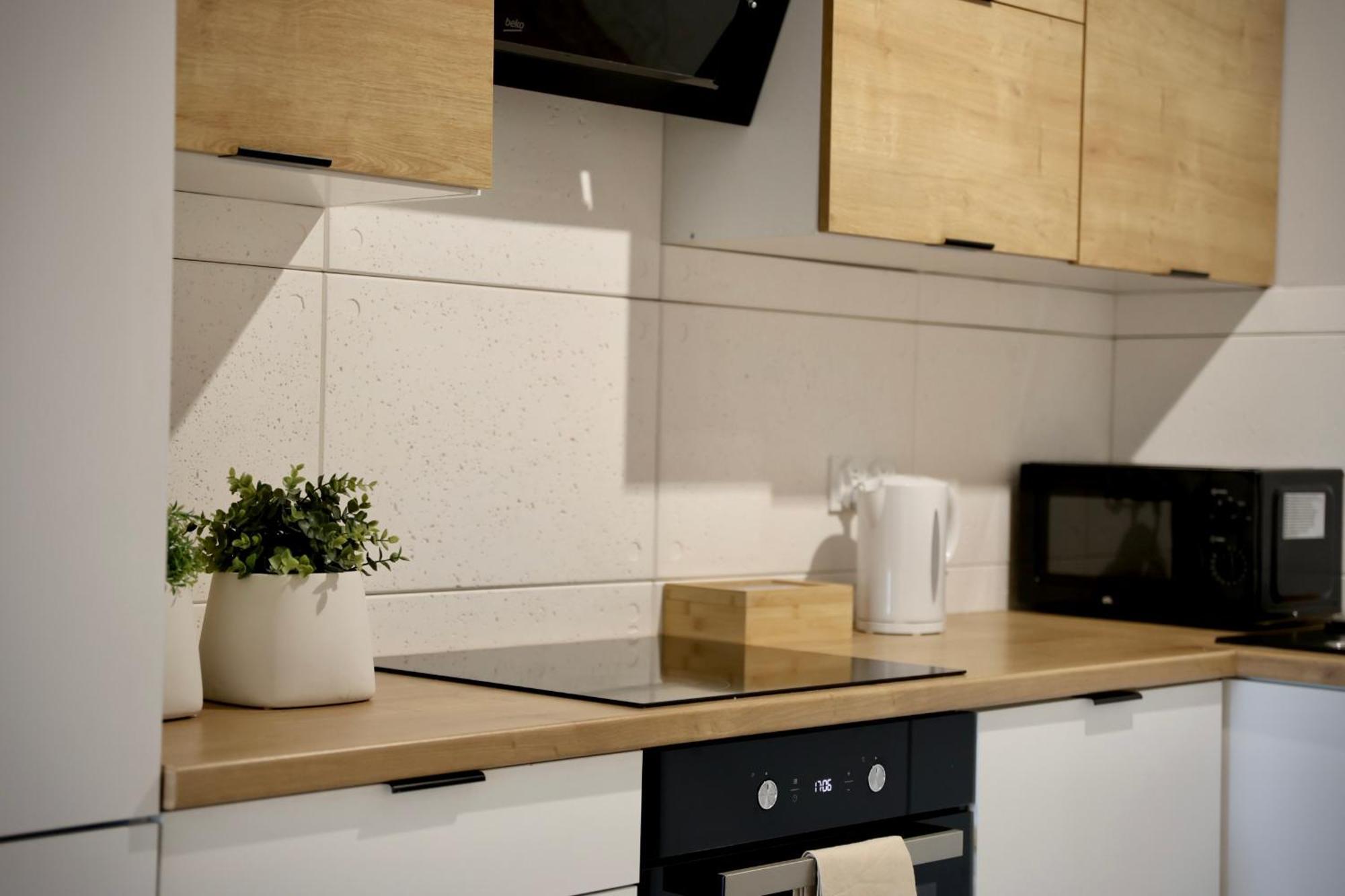 Capital Towers Scenique Apartment Rzeszow Luaran gambar